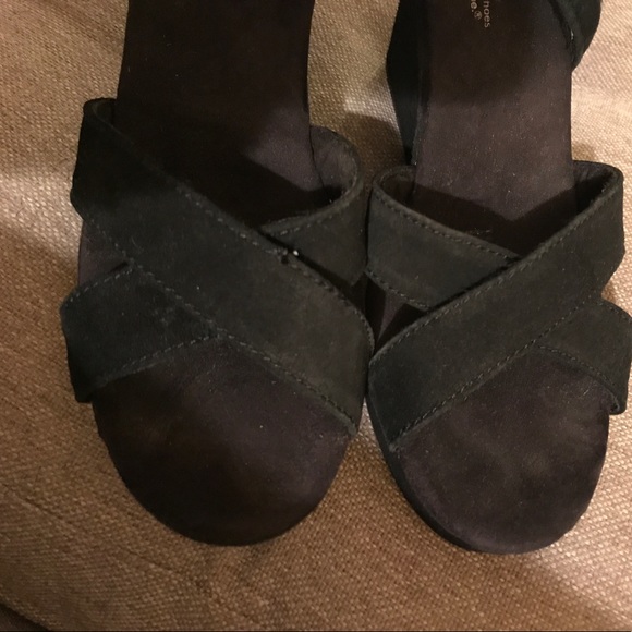 Toms Suede Strappy Wedge - Picture 8 of 8